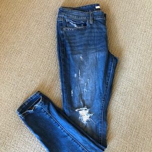 Levi’s 711 Distressed Skinny Jeans